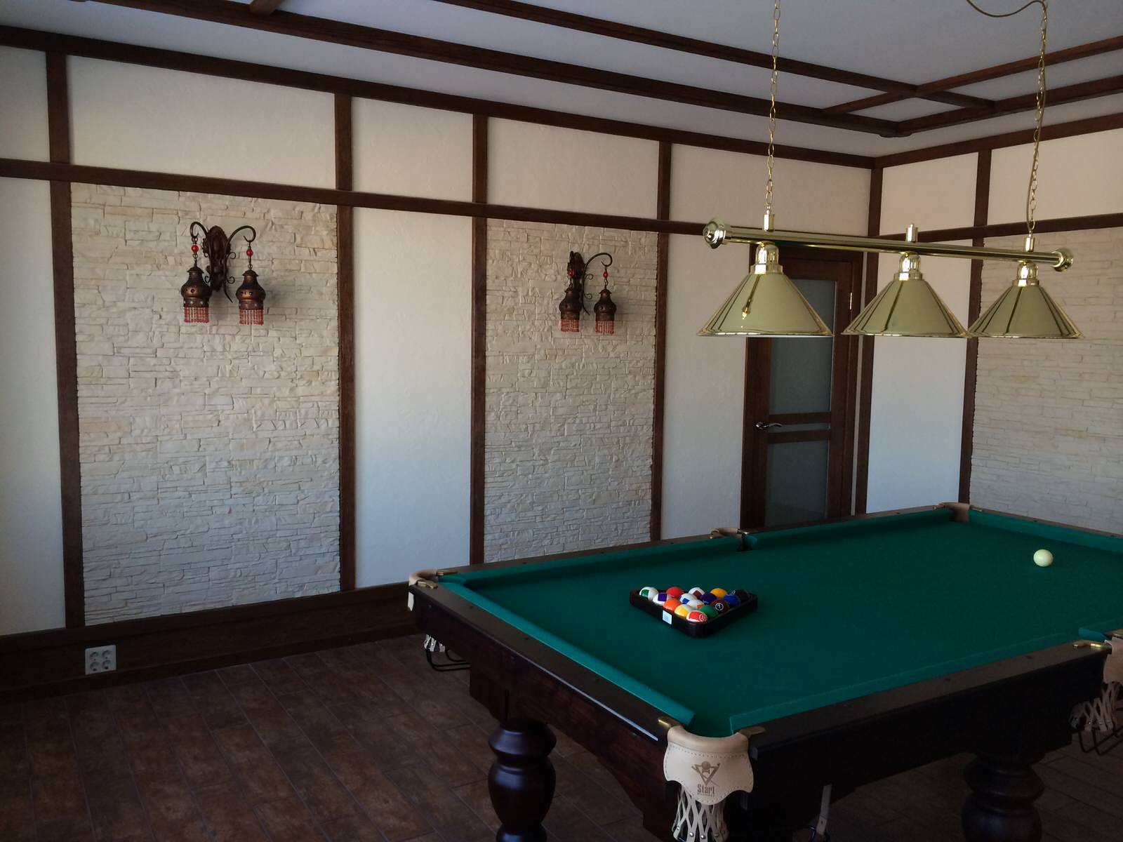 Дом в зеленых холмах