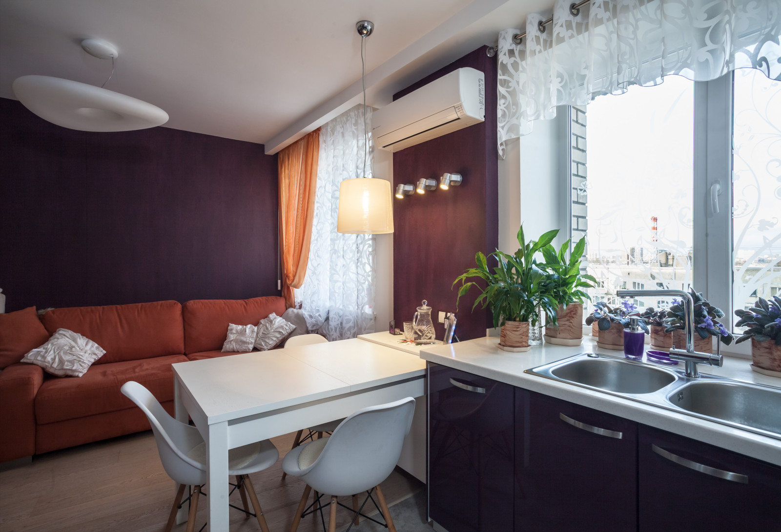 Двухкомнатная квартира в современном стиле.