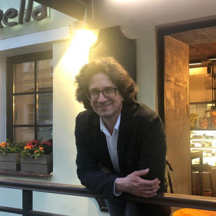 Александр Лобанов