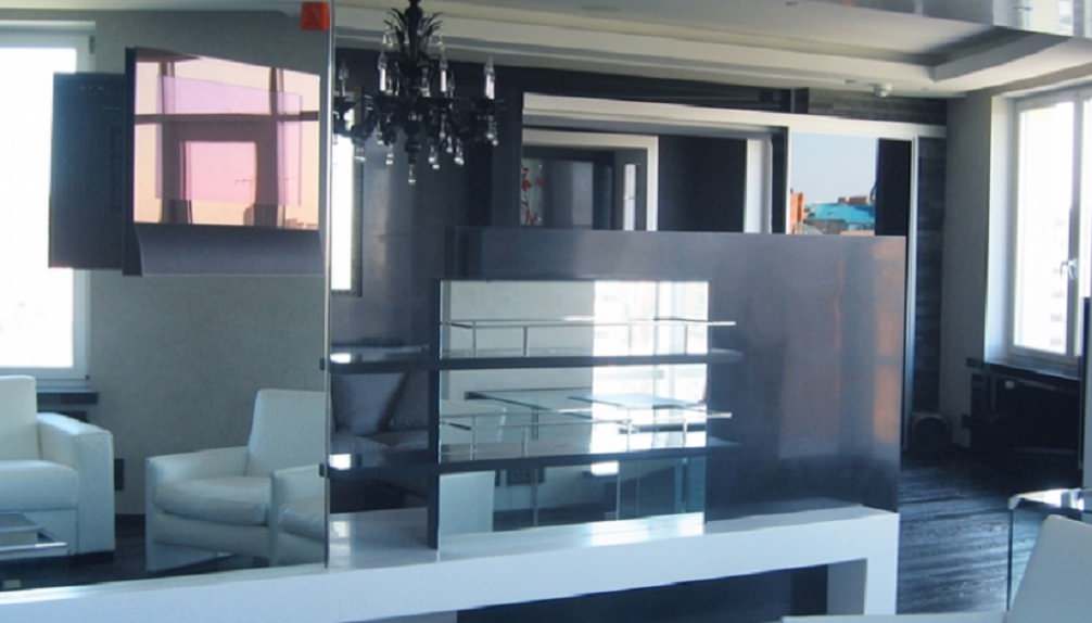 Исполнение в стиле хай-тек