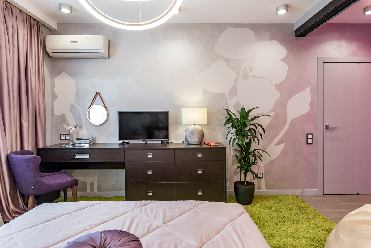 Школа ремонта на ТНТ" Цветы для кадетки"