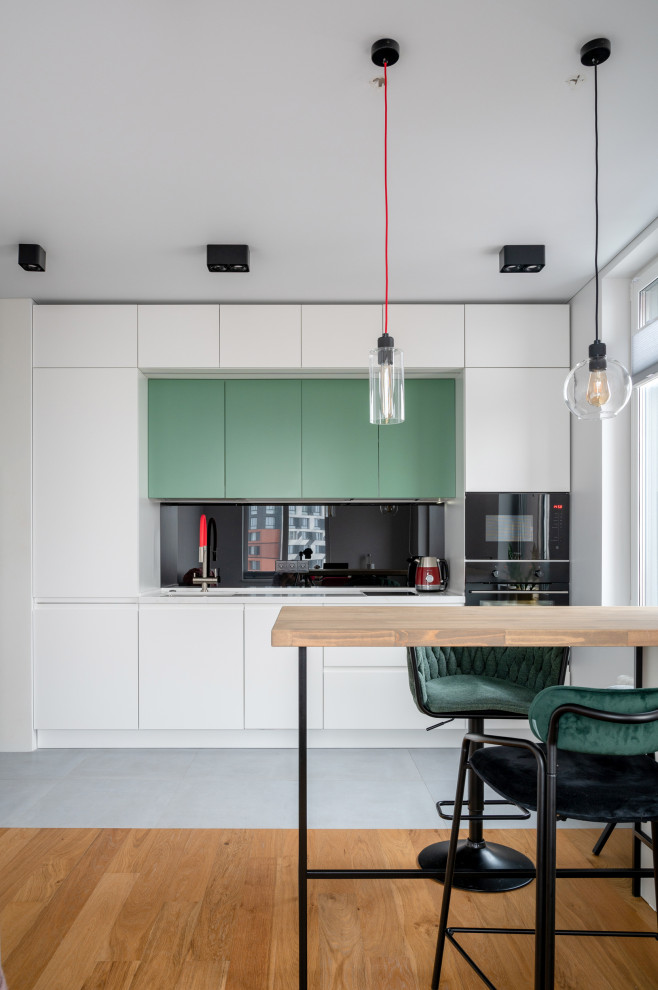 Светлая стильная кухня