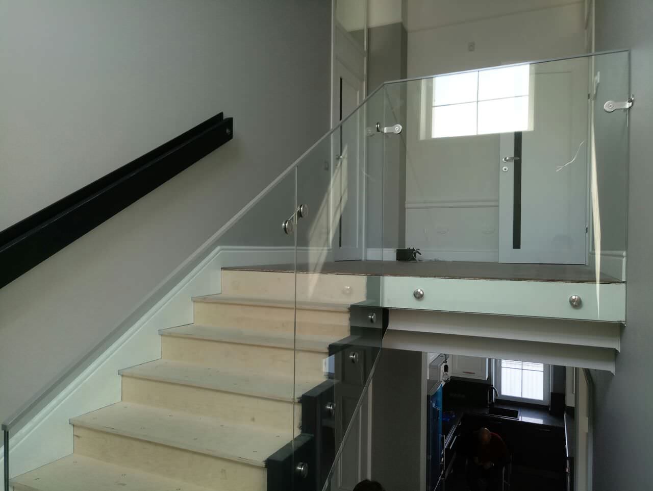 Обложка проекта: Стеклянные ограждения