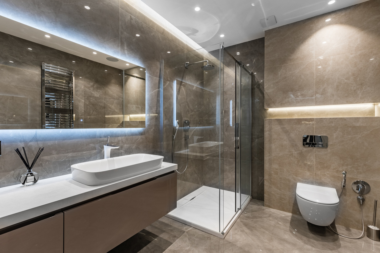 Life Ботаническая