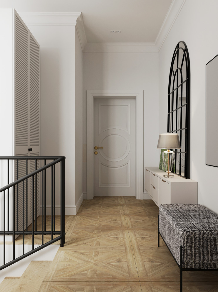 Дом с арочными окнами