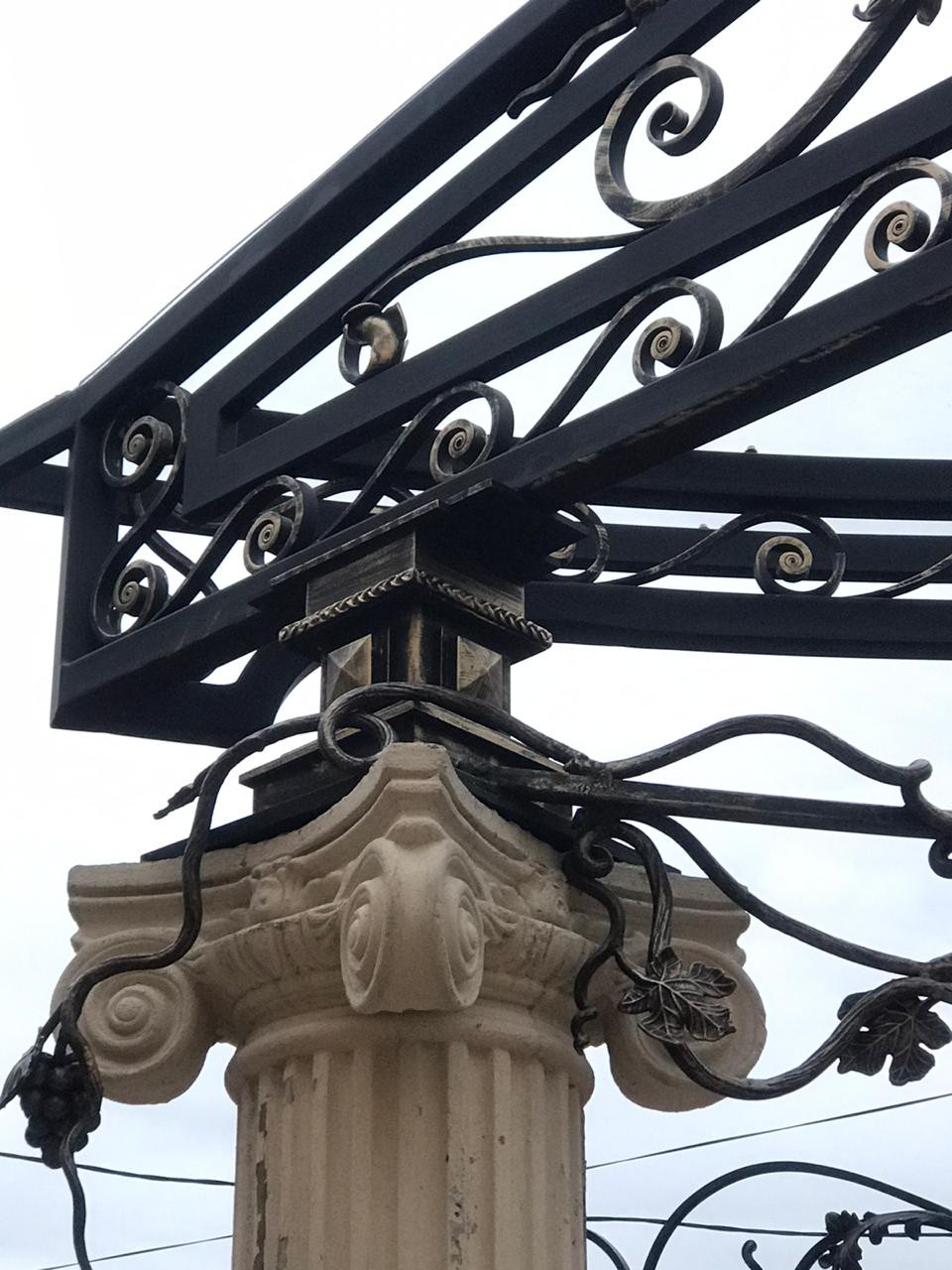 Обложка проекта: Кованый навес 10,5*2,5м.