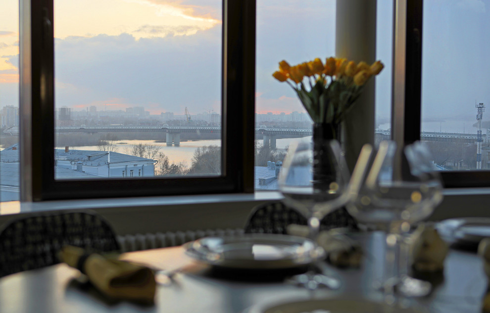 2х этажная квартира с видом на Иртыш и кинозалом