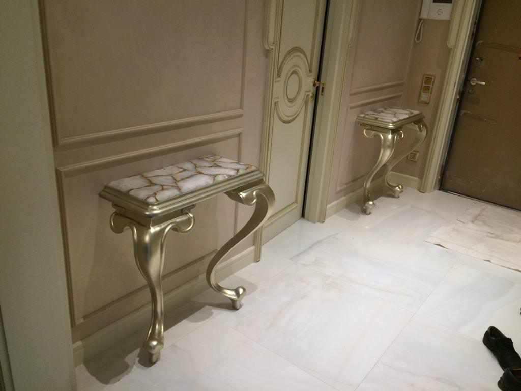 Столешницы из натурального белого Агата с сусальным золотом