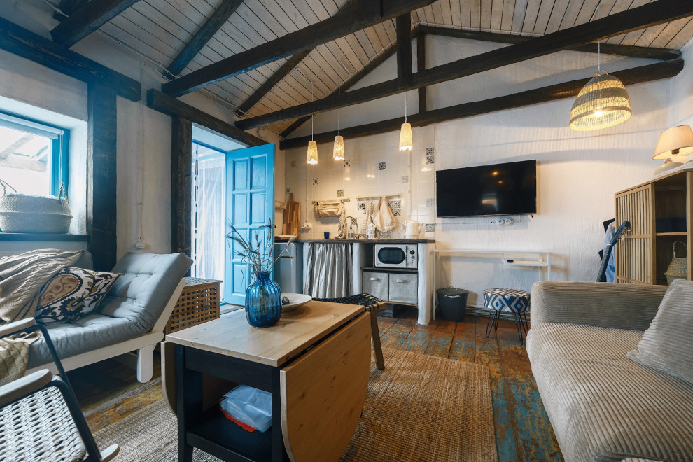 Домик у моря