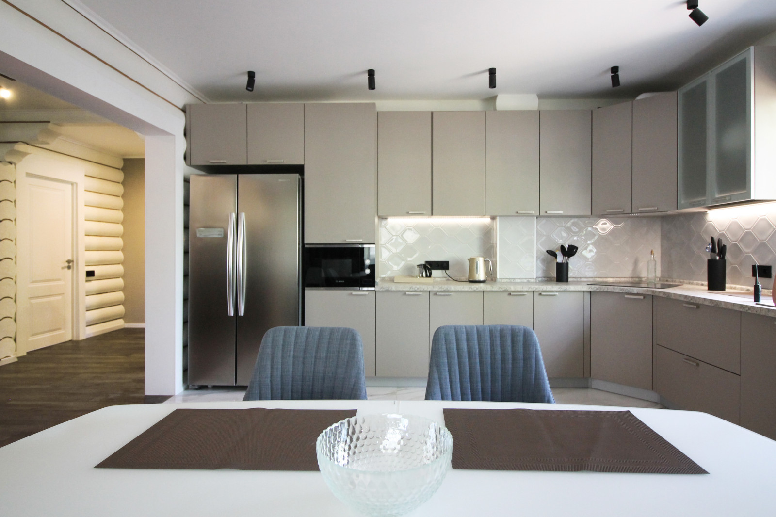 Срубовой коттедж 38 в п.Рощино, Ленинградская обл. Царство-Королевство