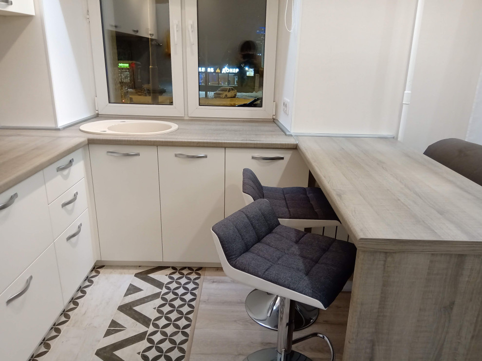 Обложка проекта: Студия для студентки проект