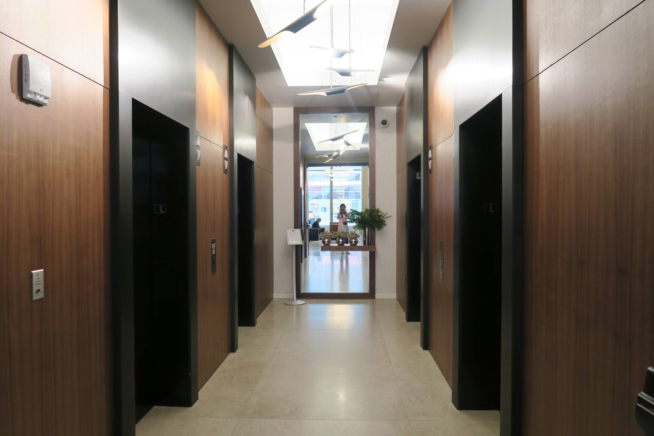 Личный опыт: Небоскреб в США, из которого нет нужды выходить