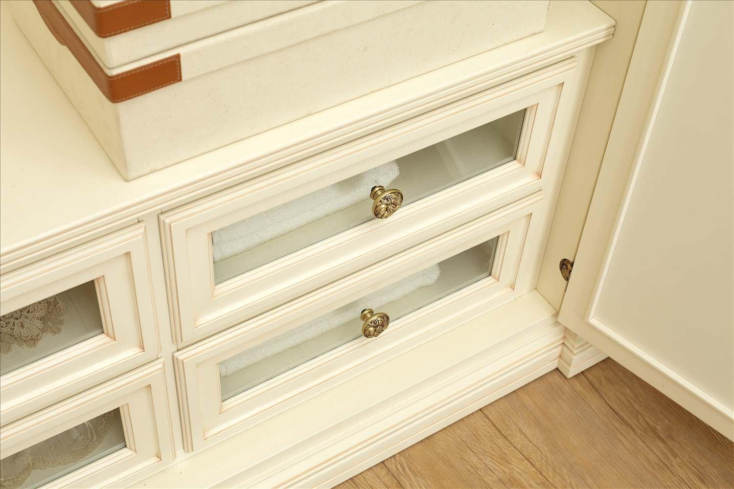 Гардеробная комната Marco Mobili на заказ