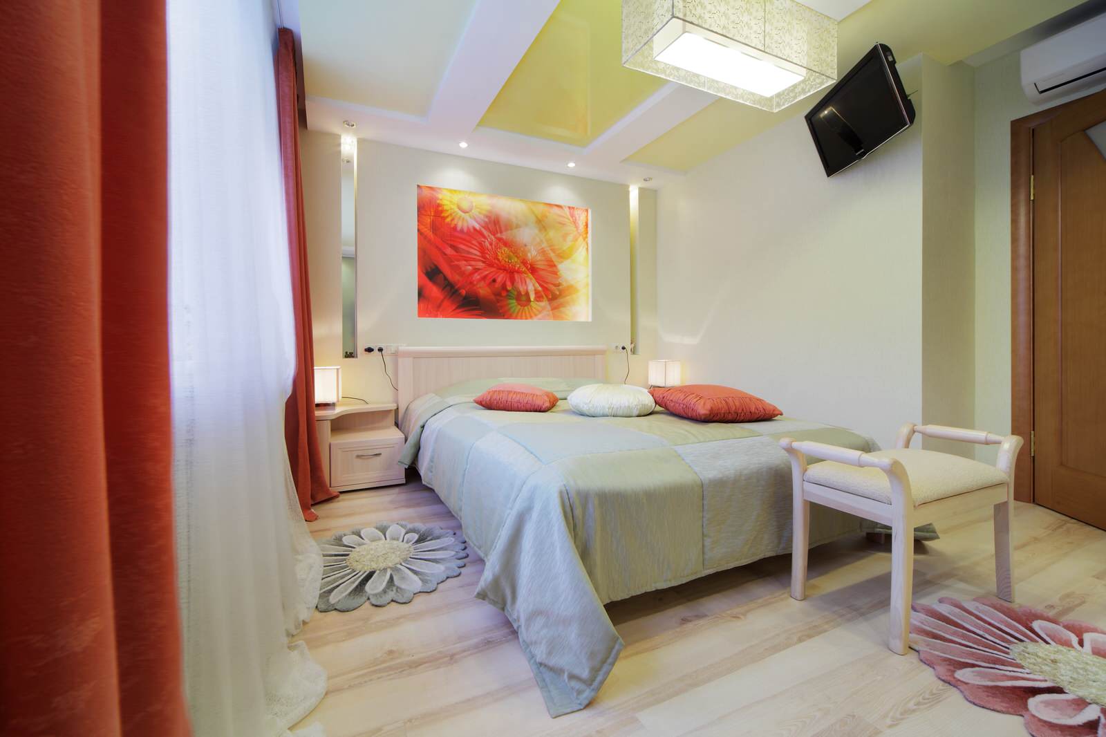 Солнечный дизайн - проект 3х комнатной квартиры