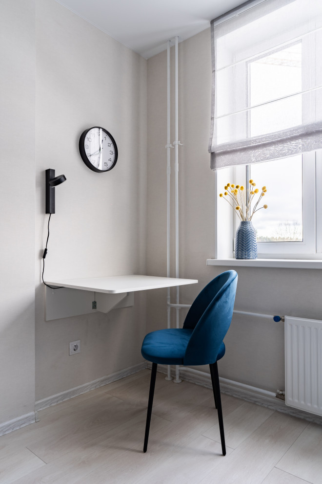 Усть-Лугв, 2х комнатная квартира для проживания специалтстов, комплектация