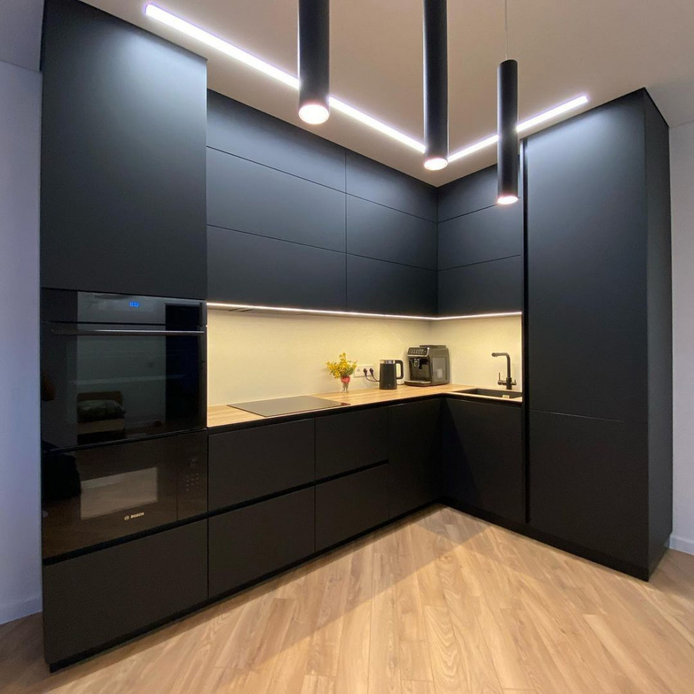 Обложка проекта: Кухня с фасадами Fenix