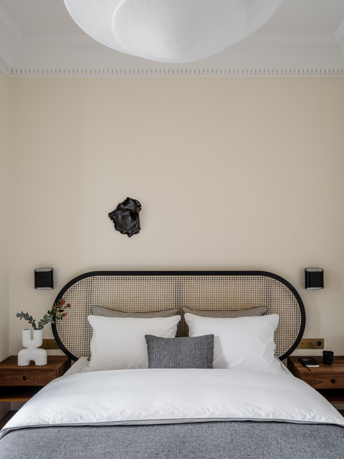 Квартира для молодой девушки