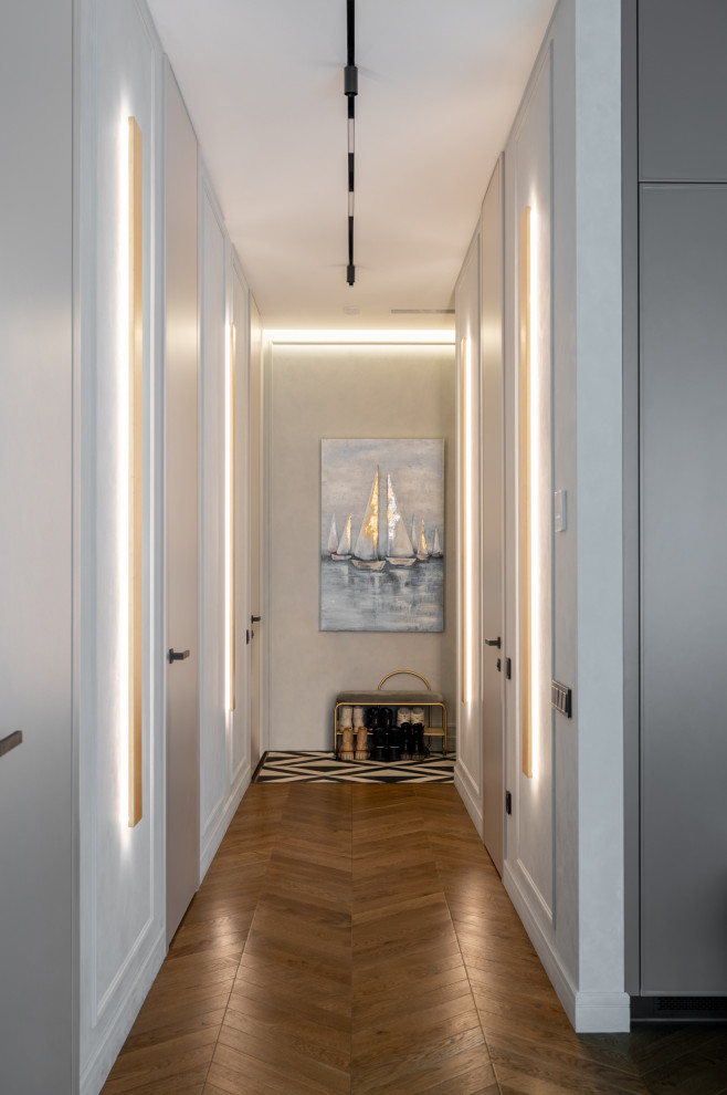 105 Садовые Кварталы. Бра в золотой потали.