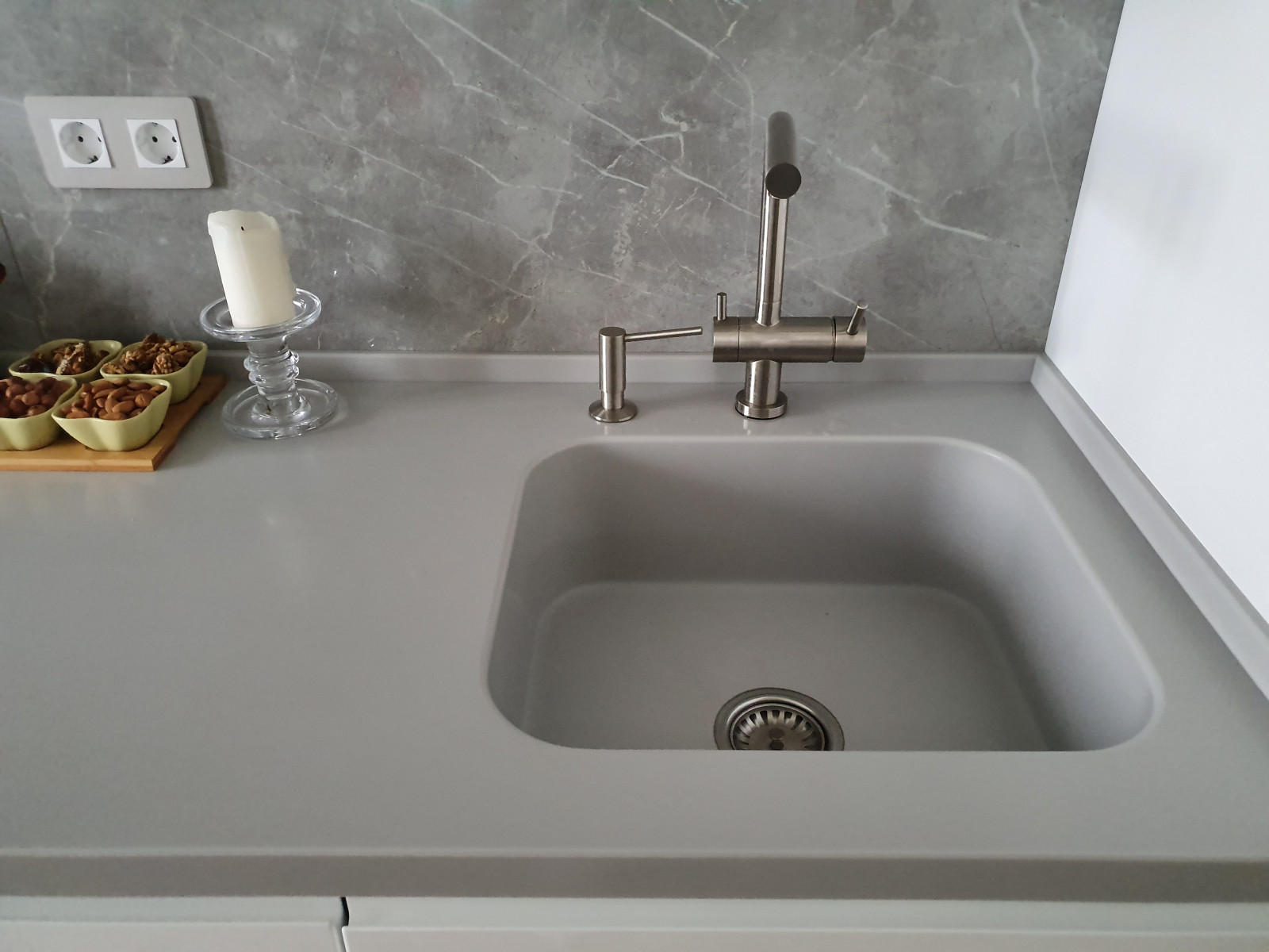 Обложка проекта: Кухня в современном стиле, ул. Глушко