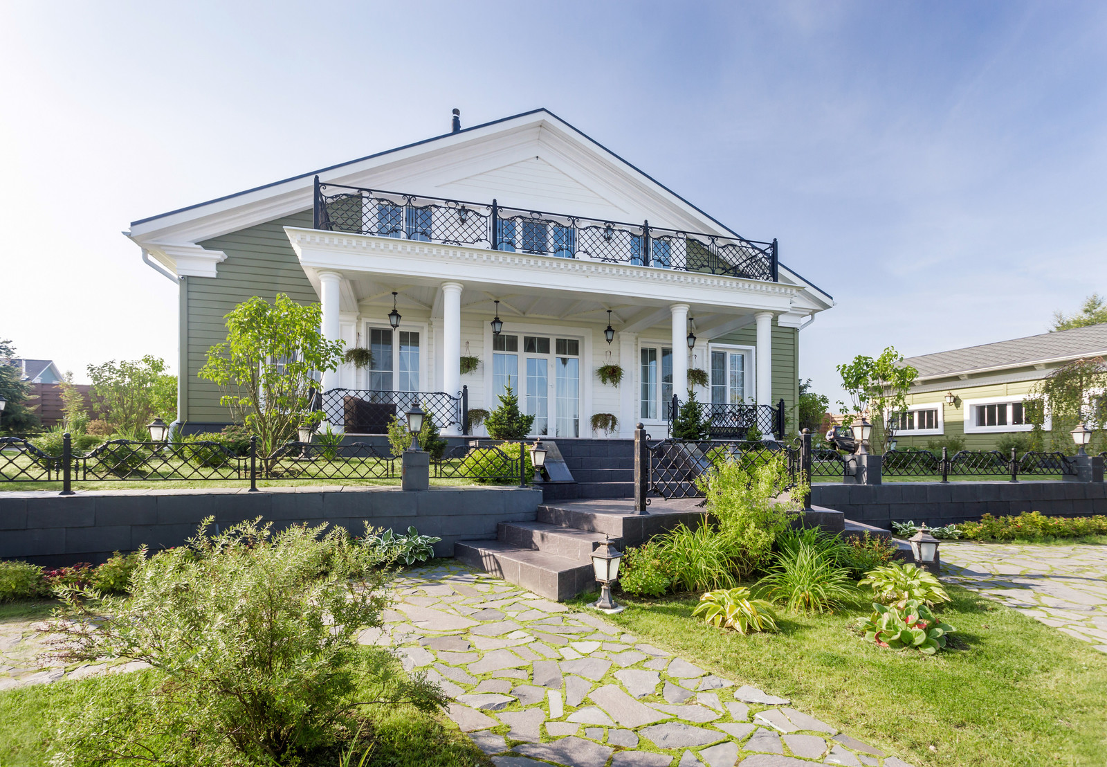 Коттедж у моря