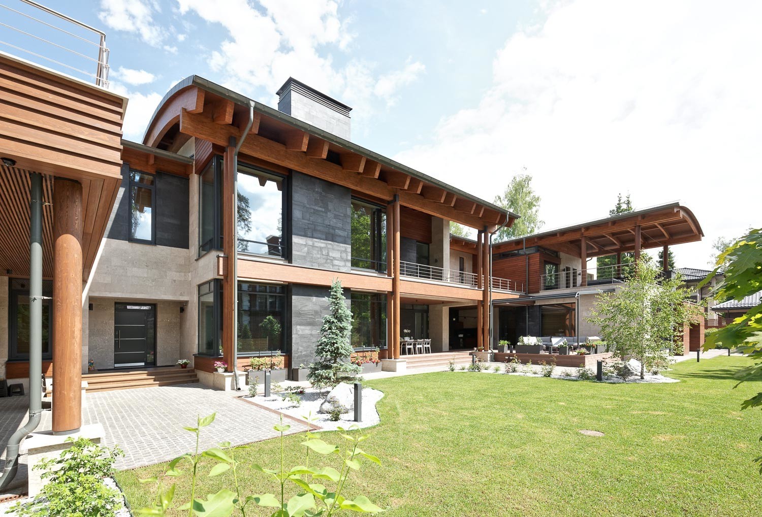 Обложка проекта: Omega house