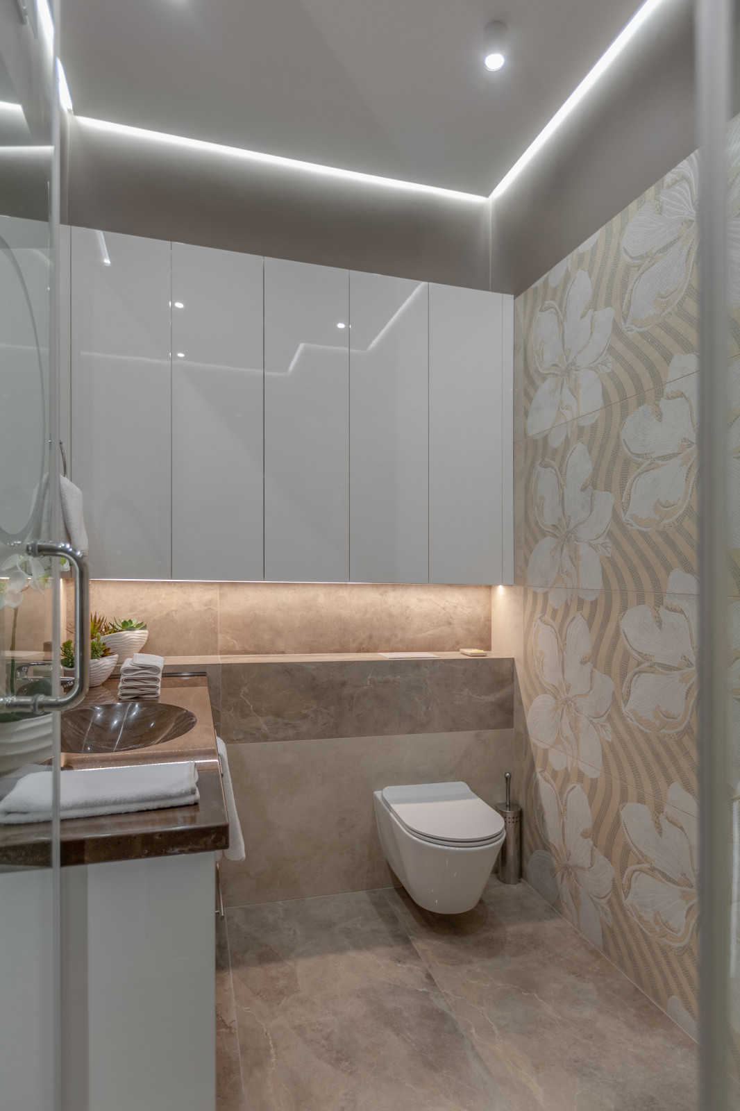 Дизайн-проект пентхауса в ЖК Европейский берег с высотой потолка 5,8 м.