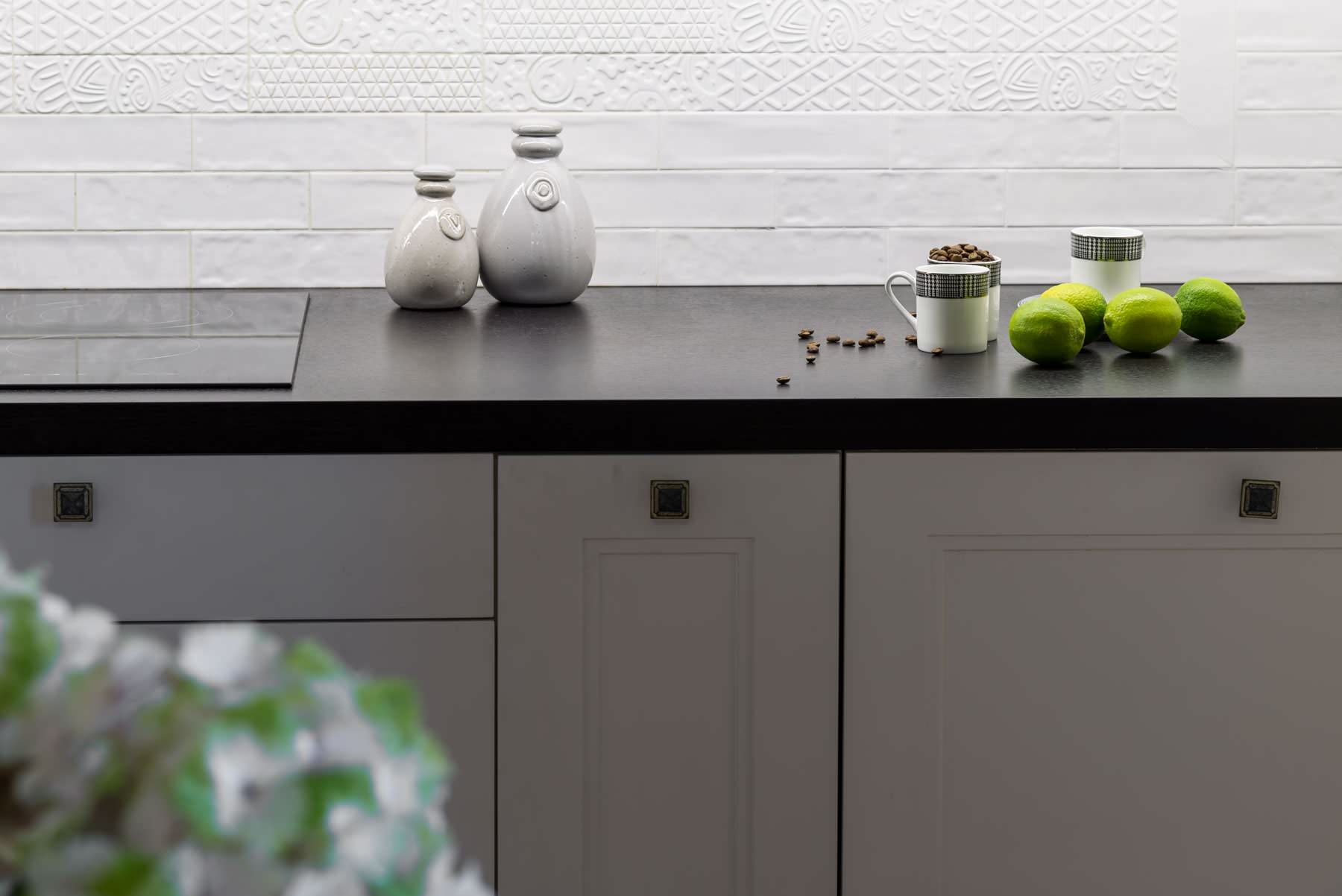 Houzz тур: Небольшая квартира в оттенках бежевого и кофейного