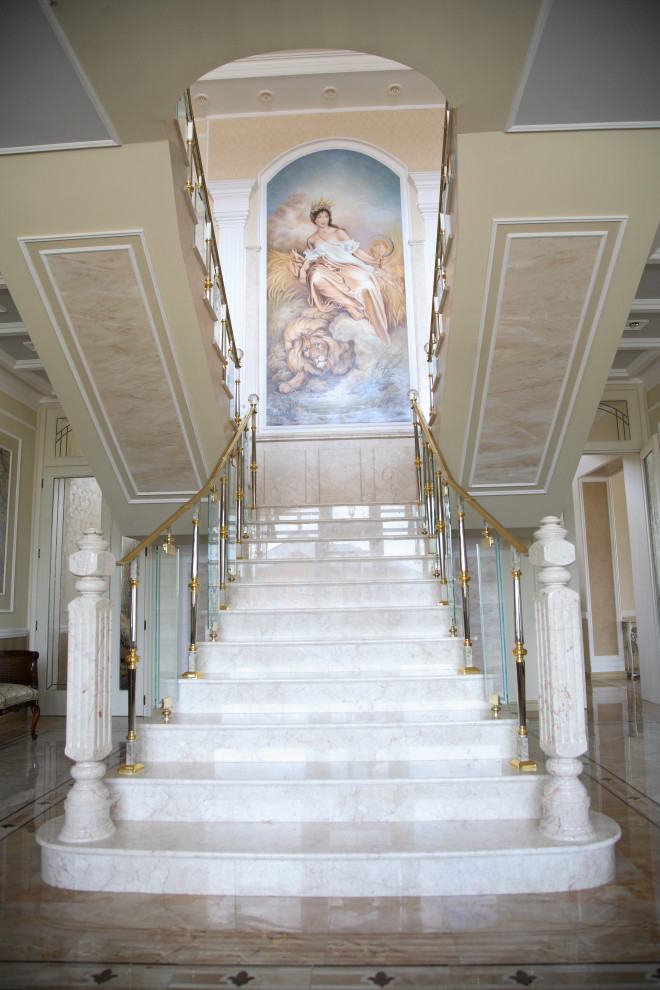 Лестница, латунное ограждение со стеклом, фабрика Grande forge, коллекция Париж