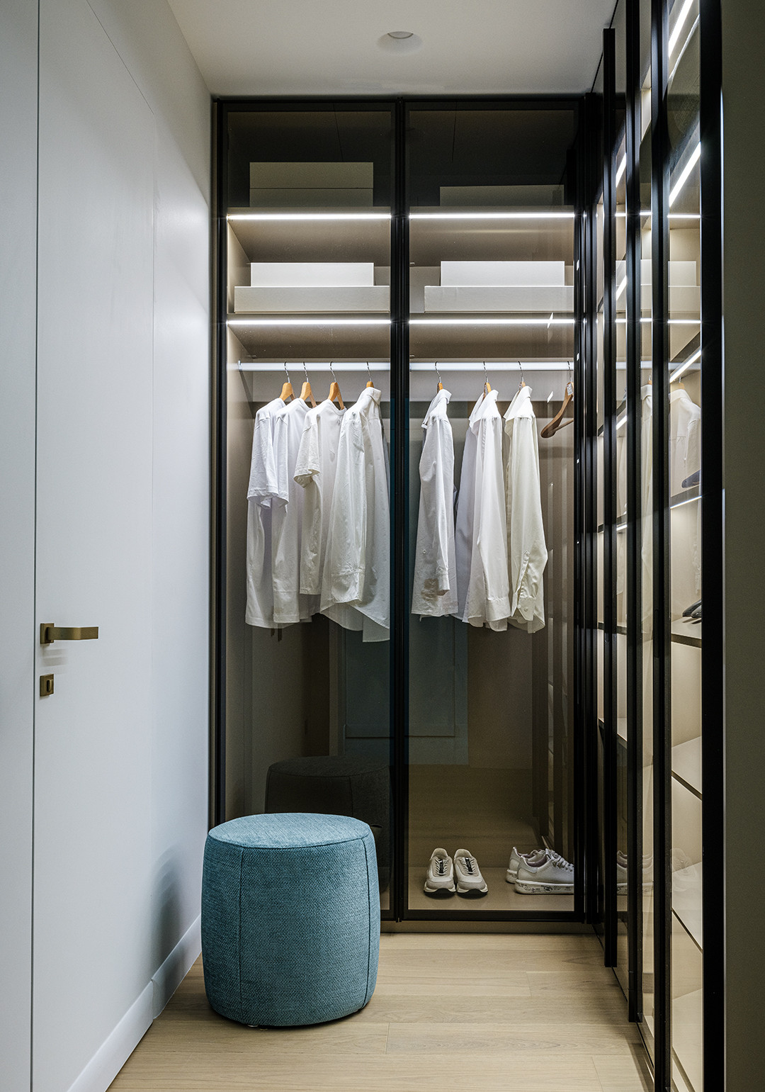 Двухкомнатные апартаменты в премиальном комплексе в Сочи