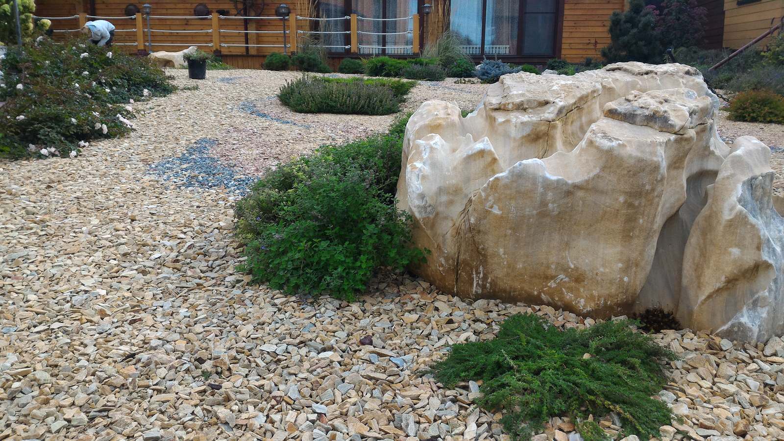 Мраморный валун