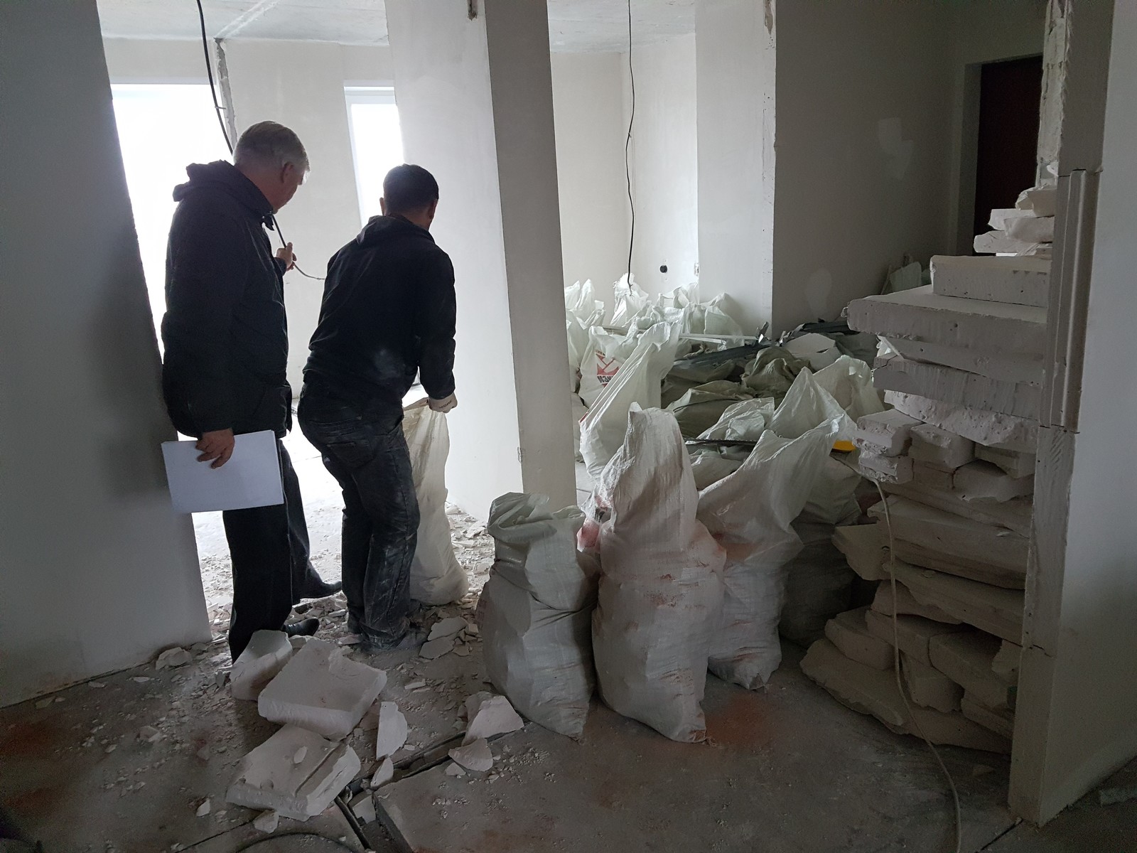 Ремонт 3х ком-ой квартиры 76.8м2 в ЖК"Авентино"(демонтаж,электрик,монтаж ПГП)