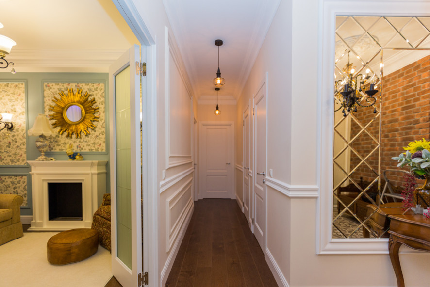 Обложка проекта: Кухня соединенная с гостиной зеркальным порталом. Реализованный проект