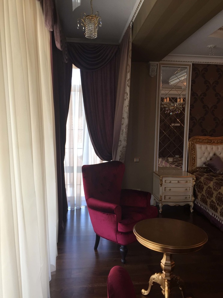 Дом на берегу реки