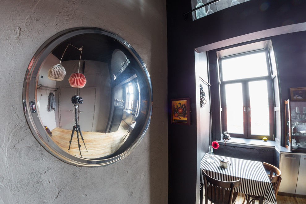 Небольшая двухъярусная квартира