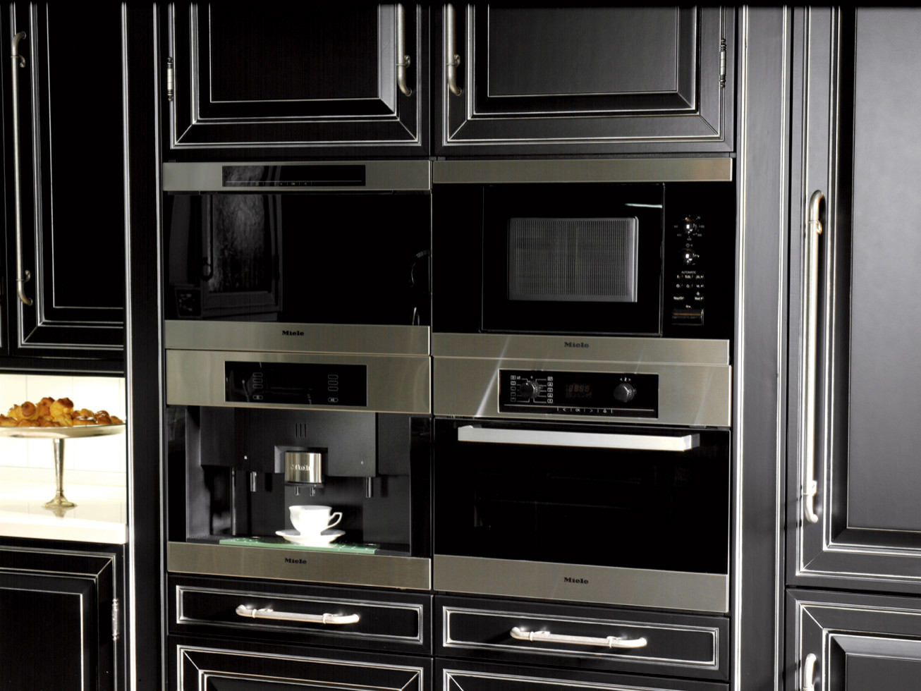 Британика nero