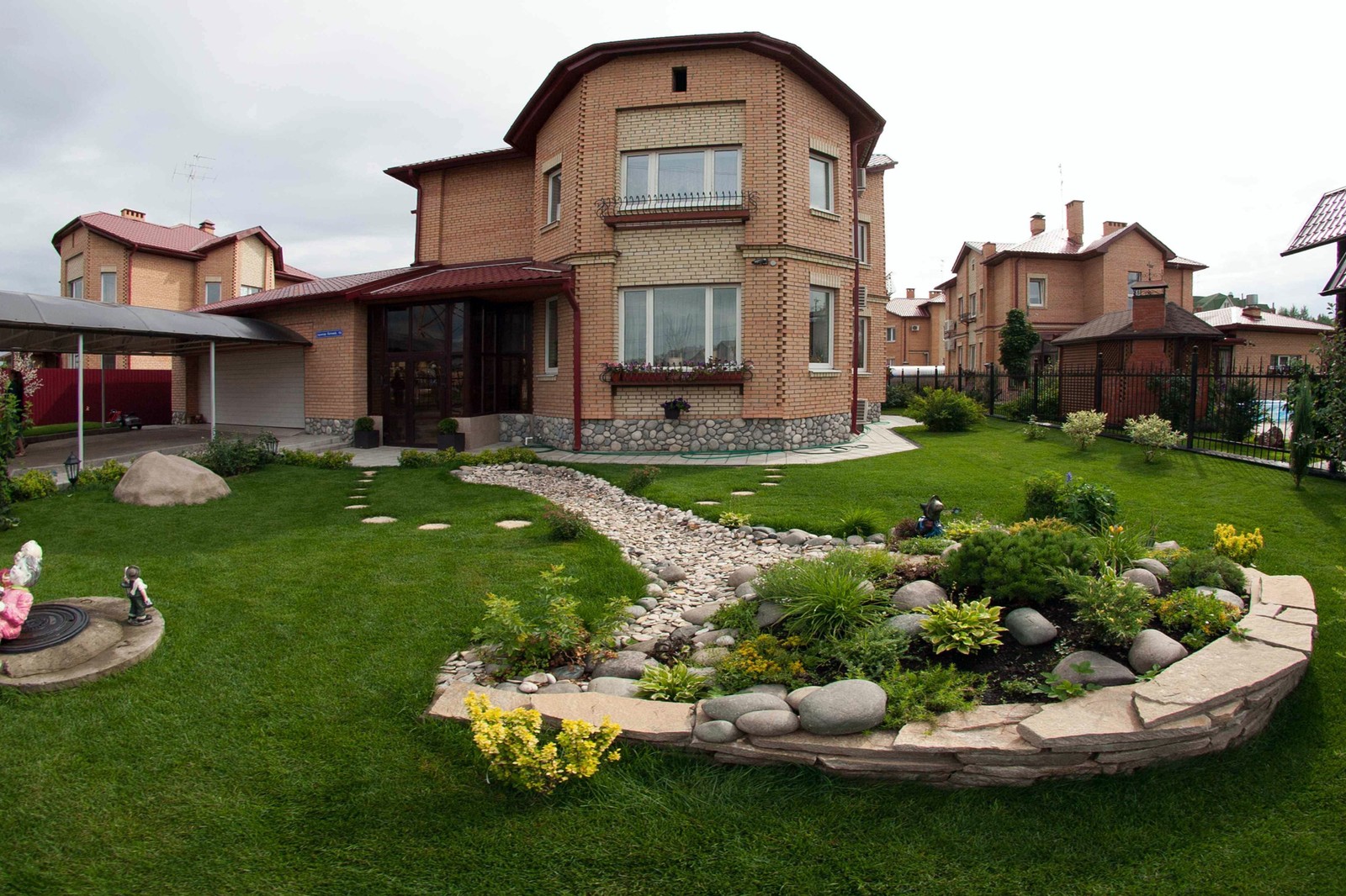 Студия ландшафтного дизайна "Загородный сад"