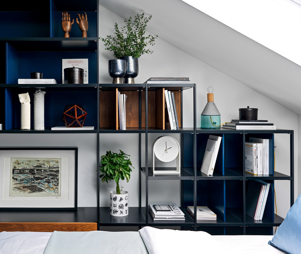 Двухуровневая квартира с мансардой во французском стиле