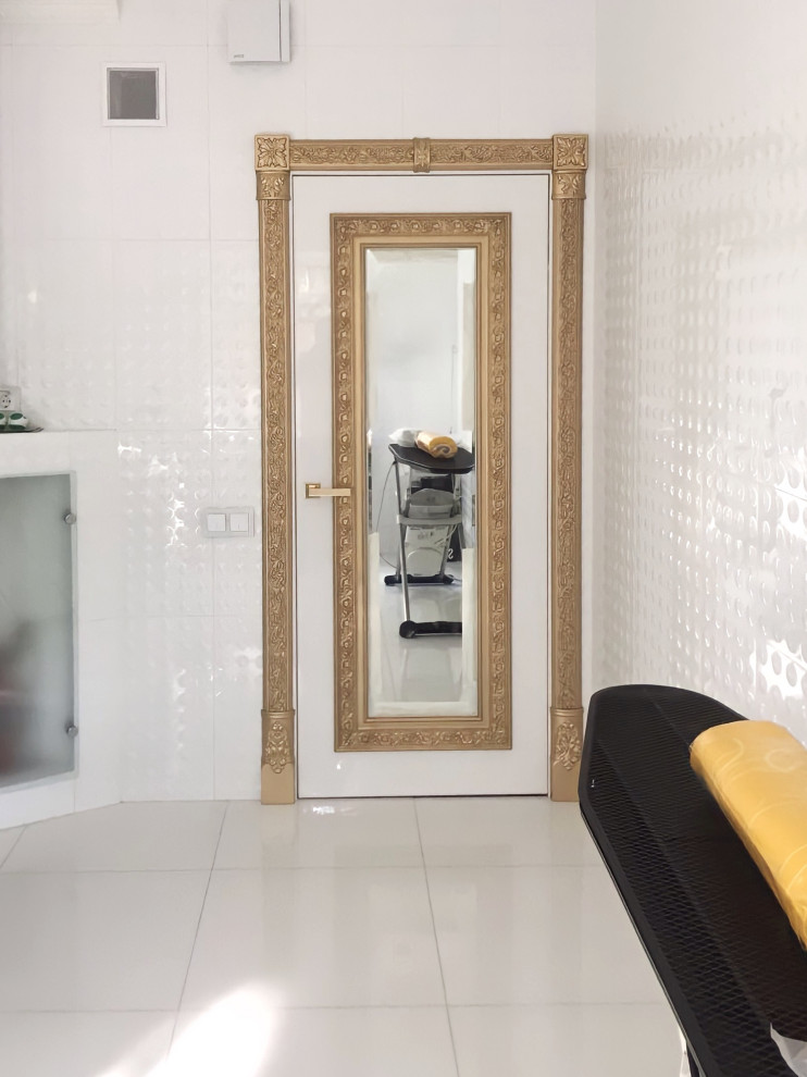 Коллекция Антонина в покрытии белая эмаль, патина золото.