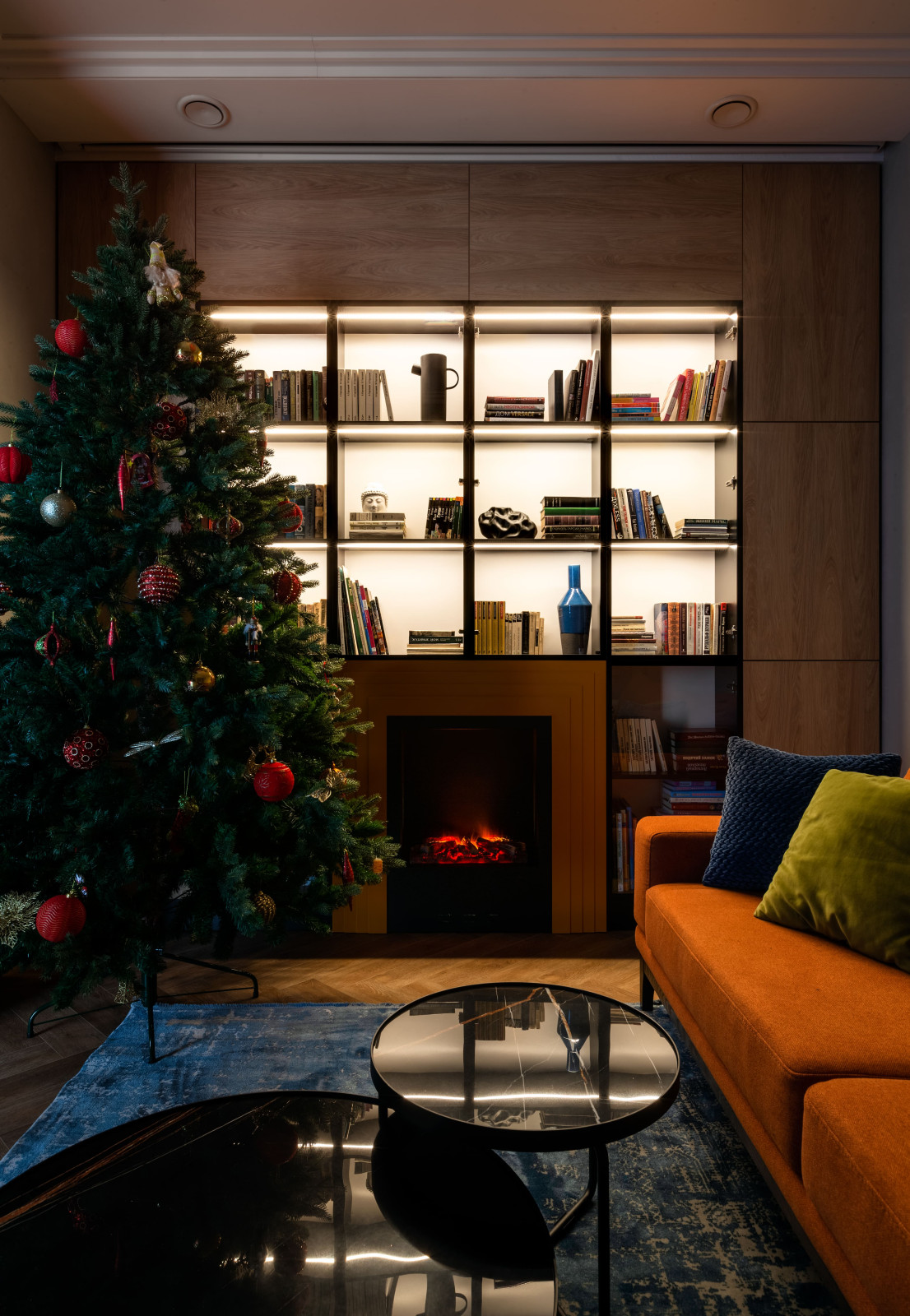 Винтаж в ярком интерьере 4-х комнатной квартиры