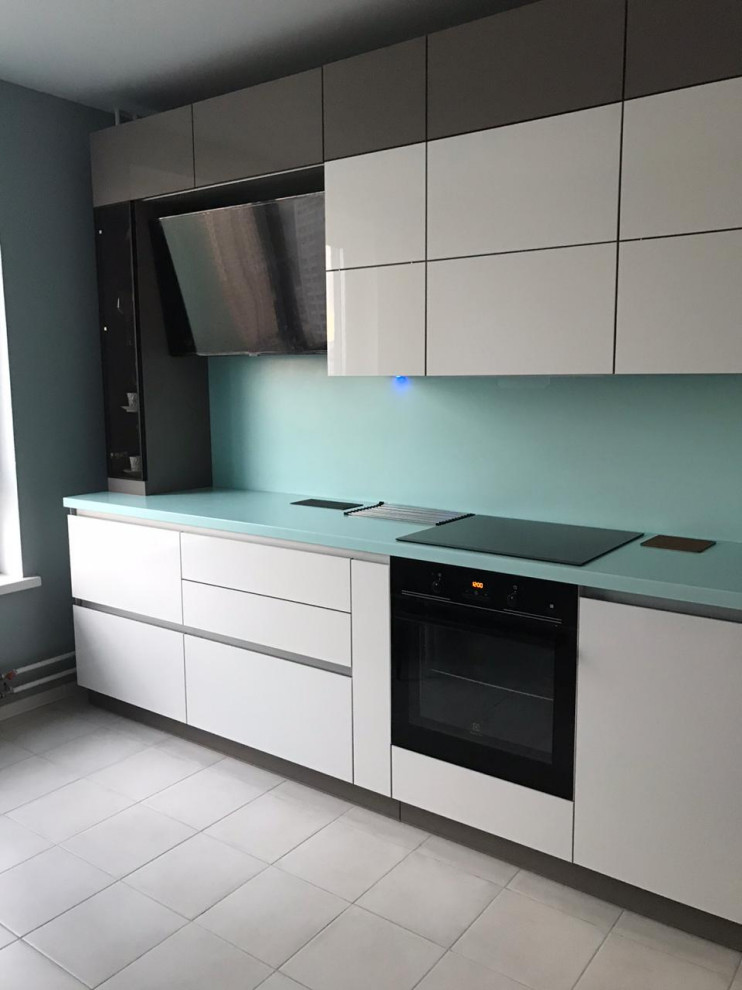 Столешница с кухонным фартуком из искусственного камня Corian Mint Ice