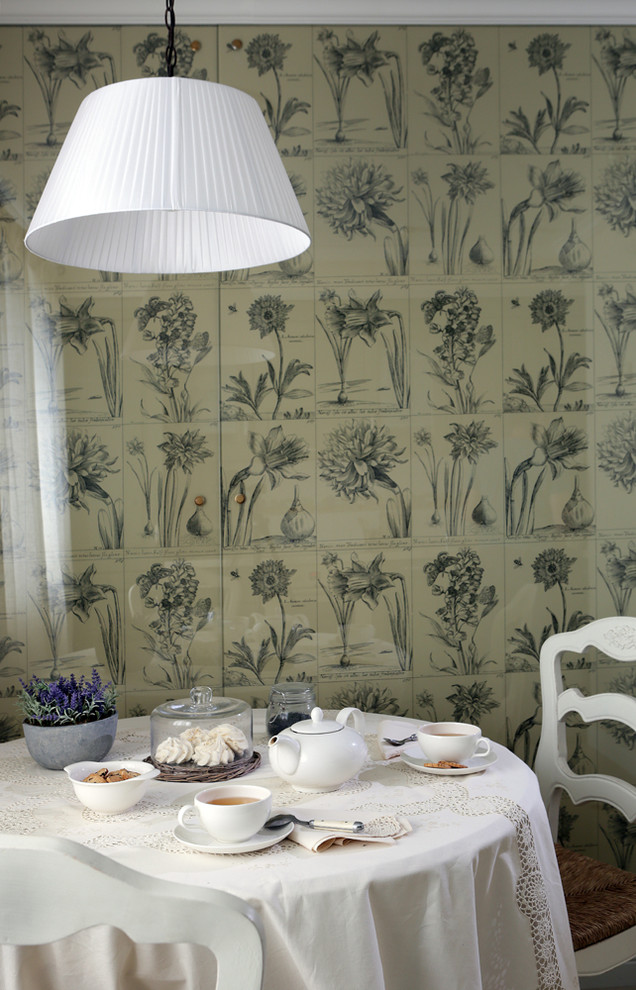 Обложка альбома: студия