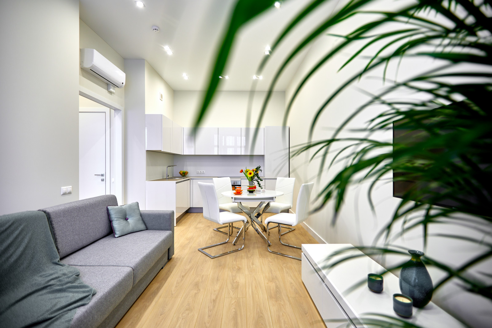 Интерьер шоу-рума ЖК Символ (ДонСтрой)