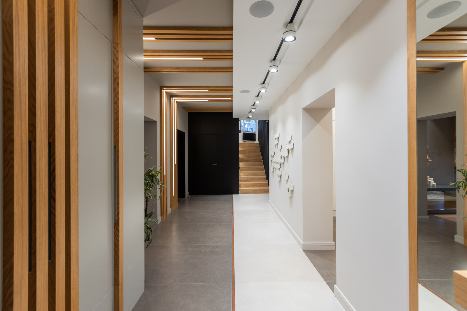 дом 650кв.м.