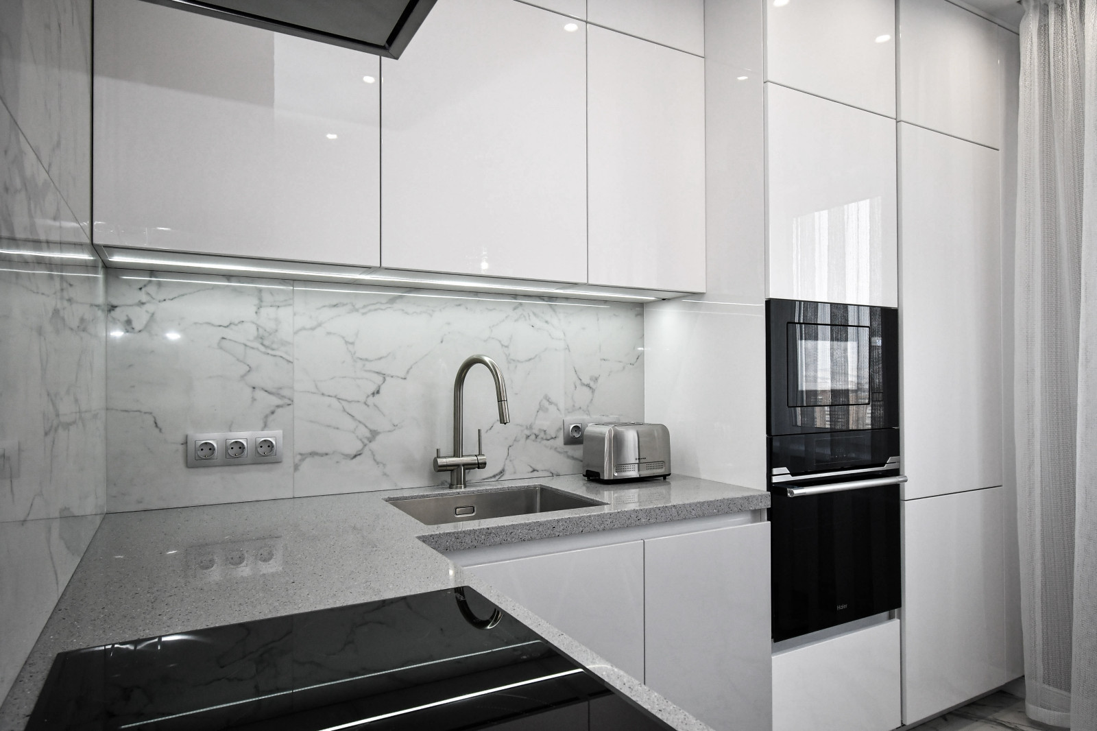 Кухня в стиле минимализм