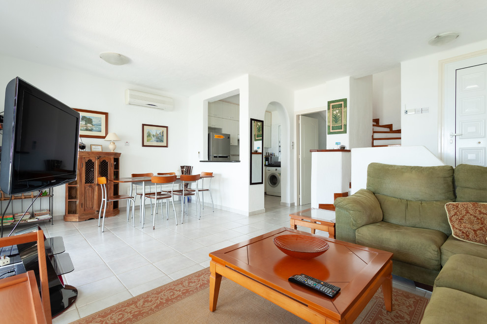 Cozy villa margo by the sea