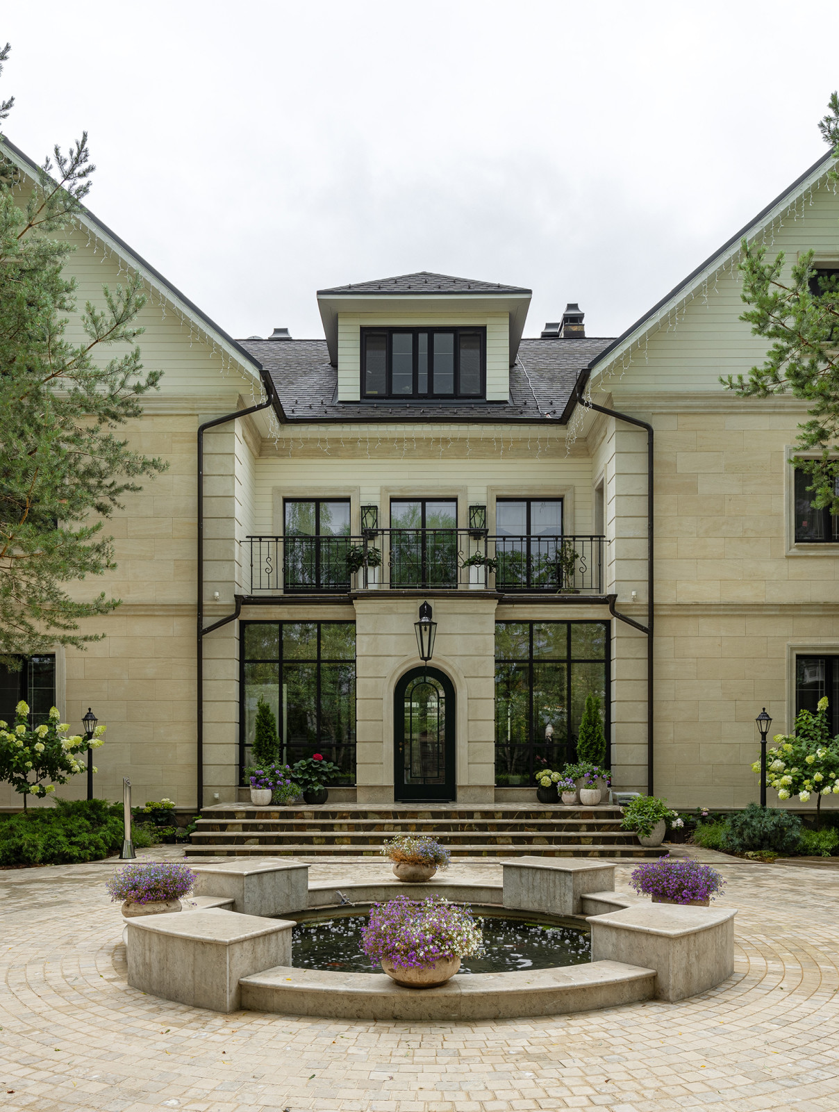 Проект: НИВА — Дом, наполненный историей