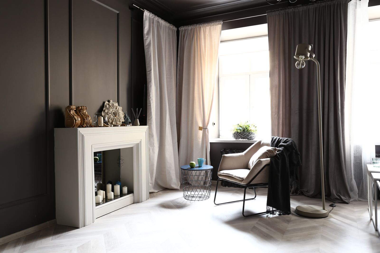 Чёрное и белое