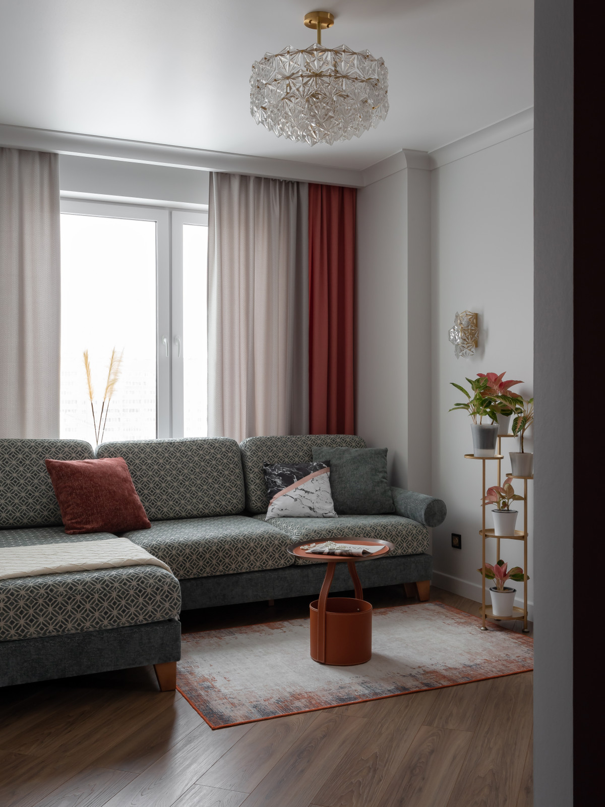 Яркие краски новой жизни родителей