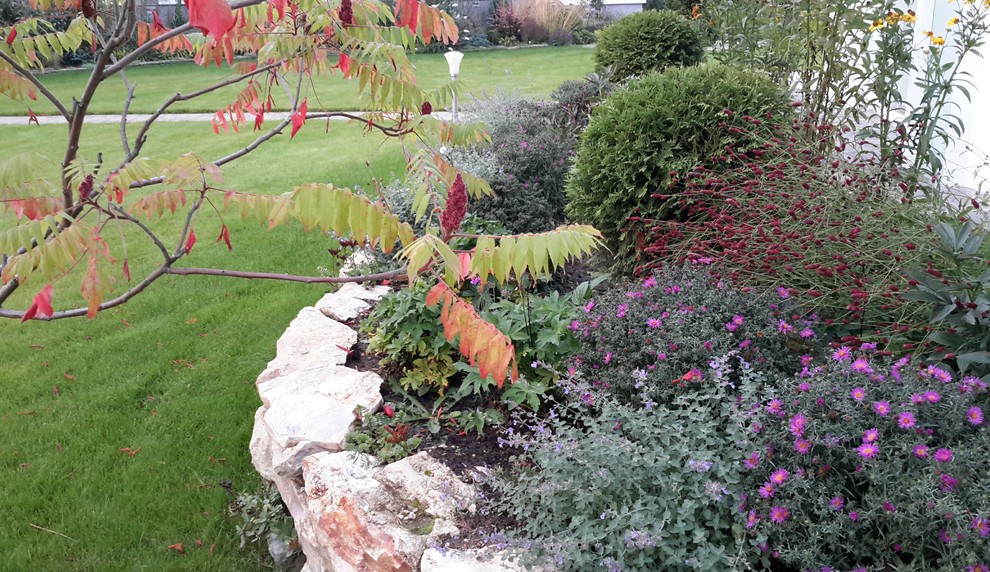 Сентябрьский день в природном саду