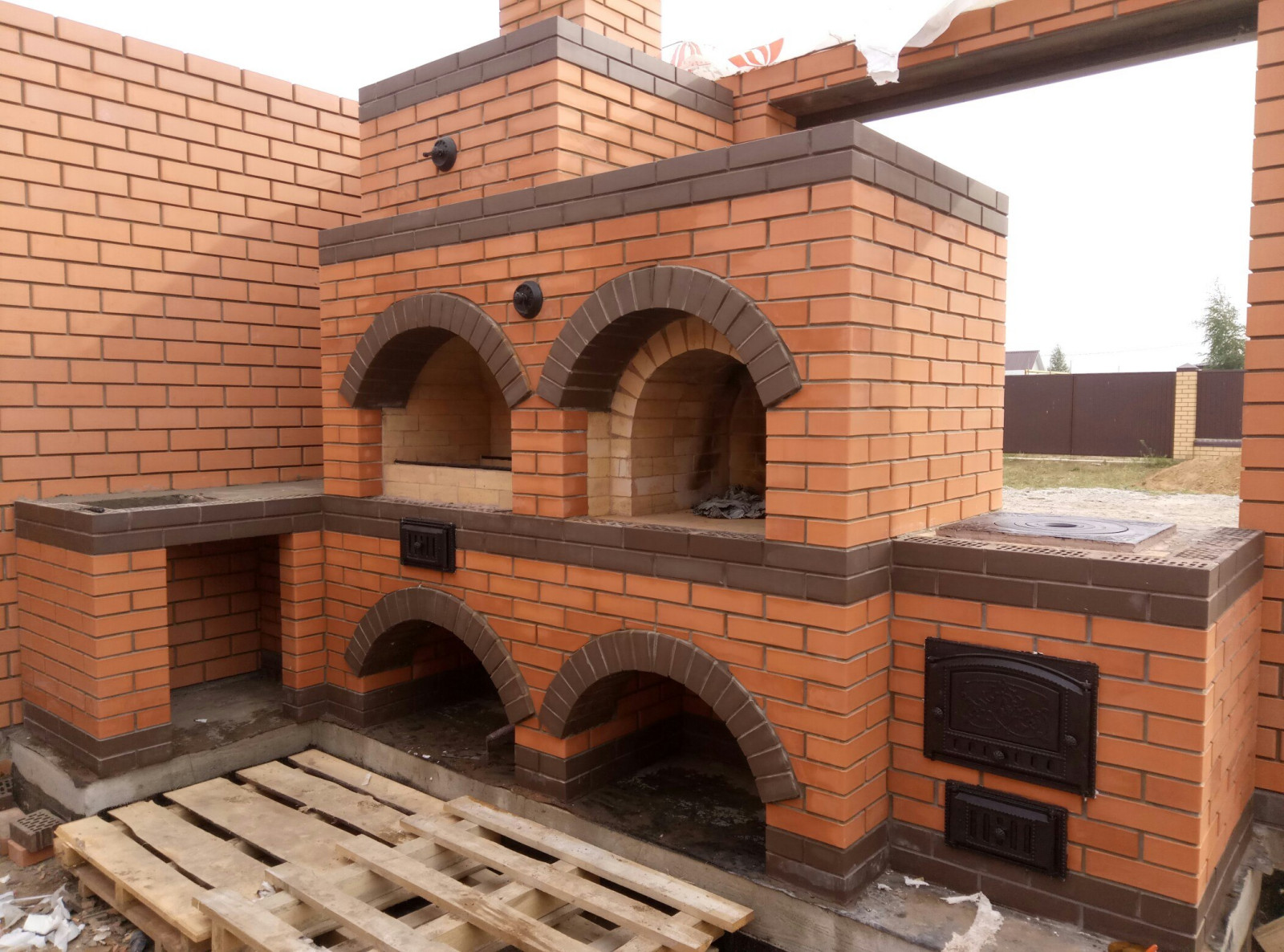 Печи и беседки